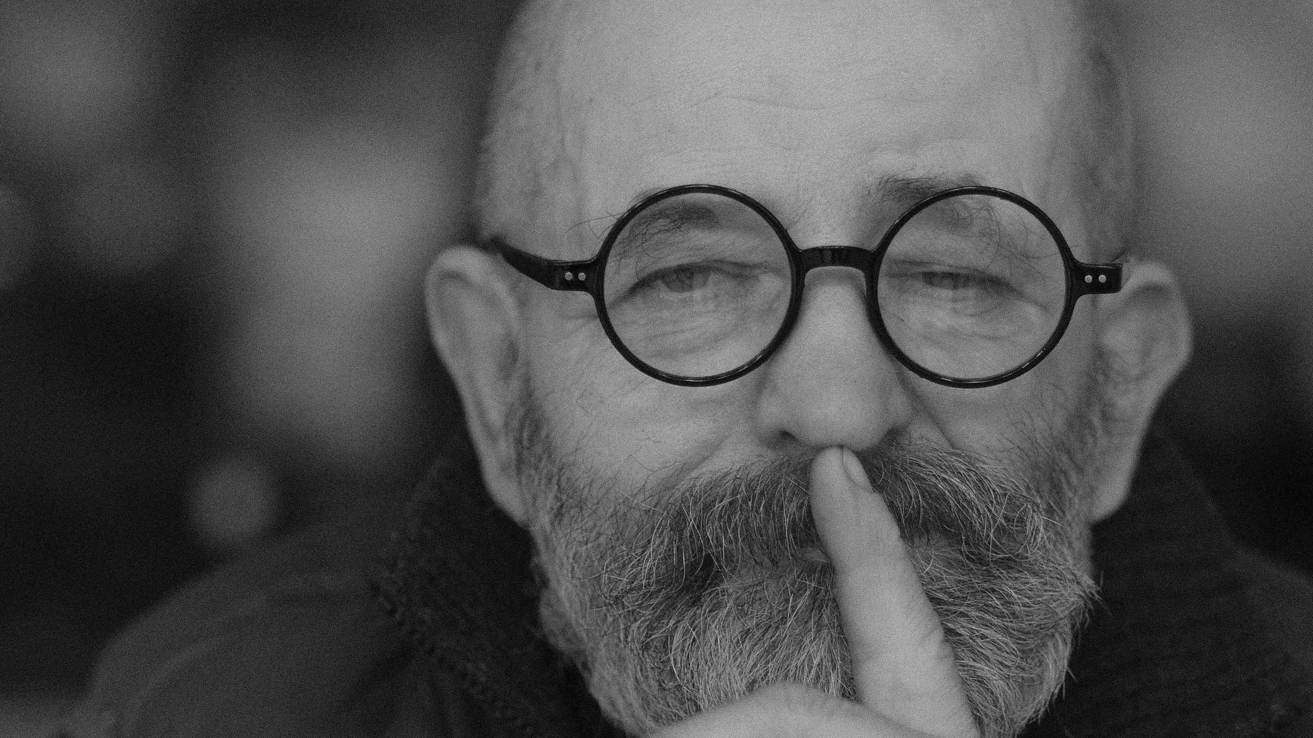 Crisis communication strategy decision framework showing speak versus silence