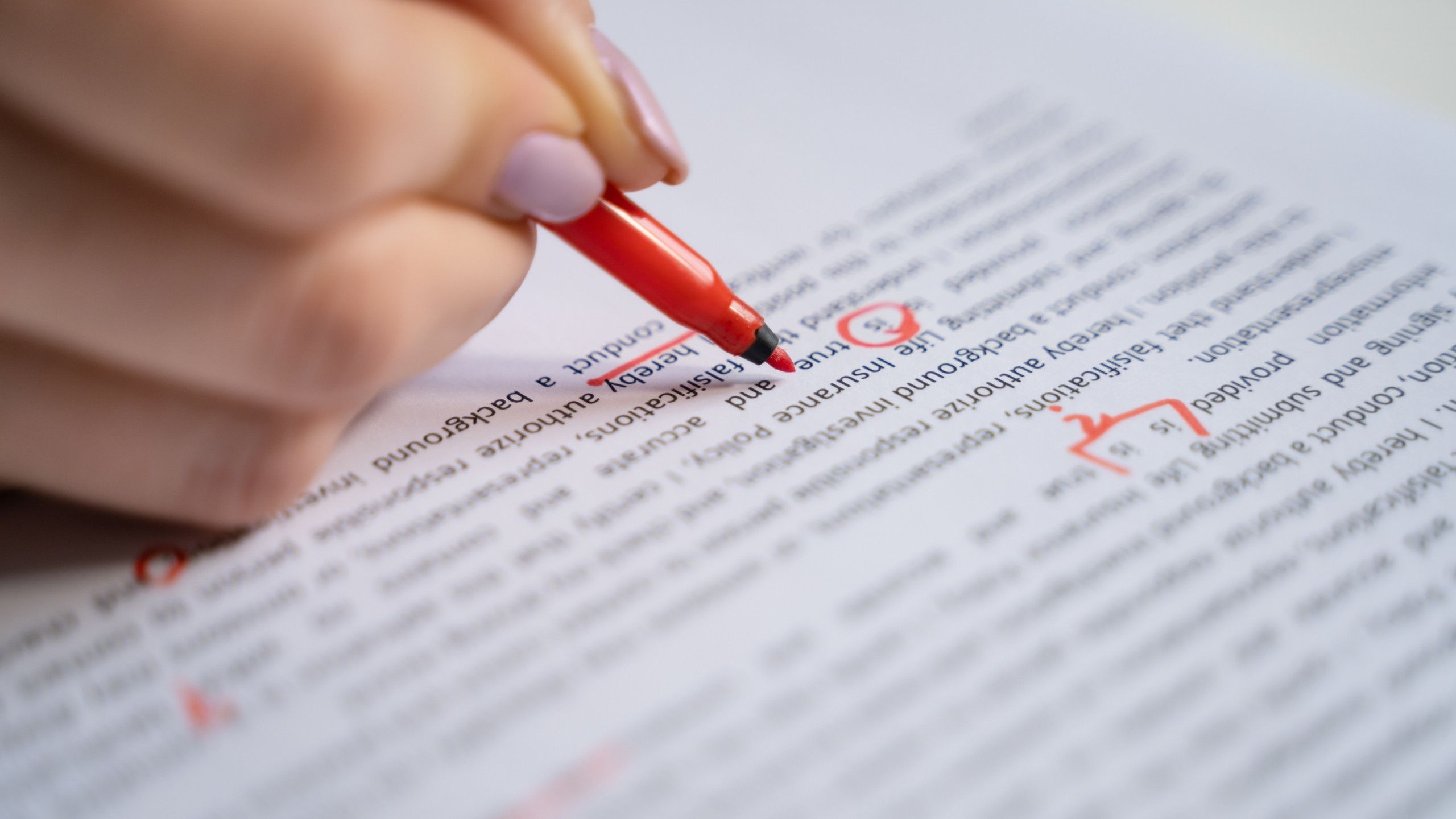 Post-publishing edits impact diagram showing algorithm penalty across platforms